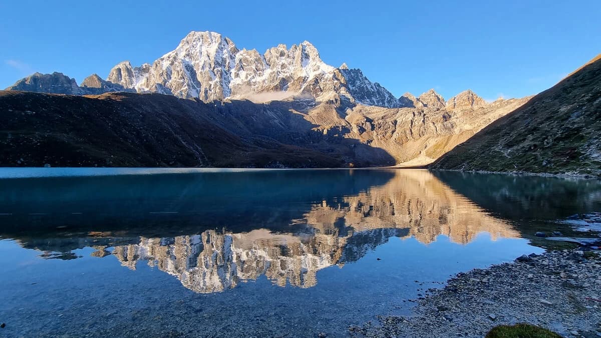 Fresh Water lake Gokyo